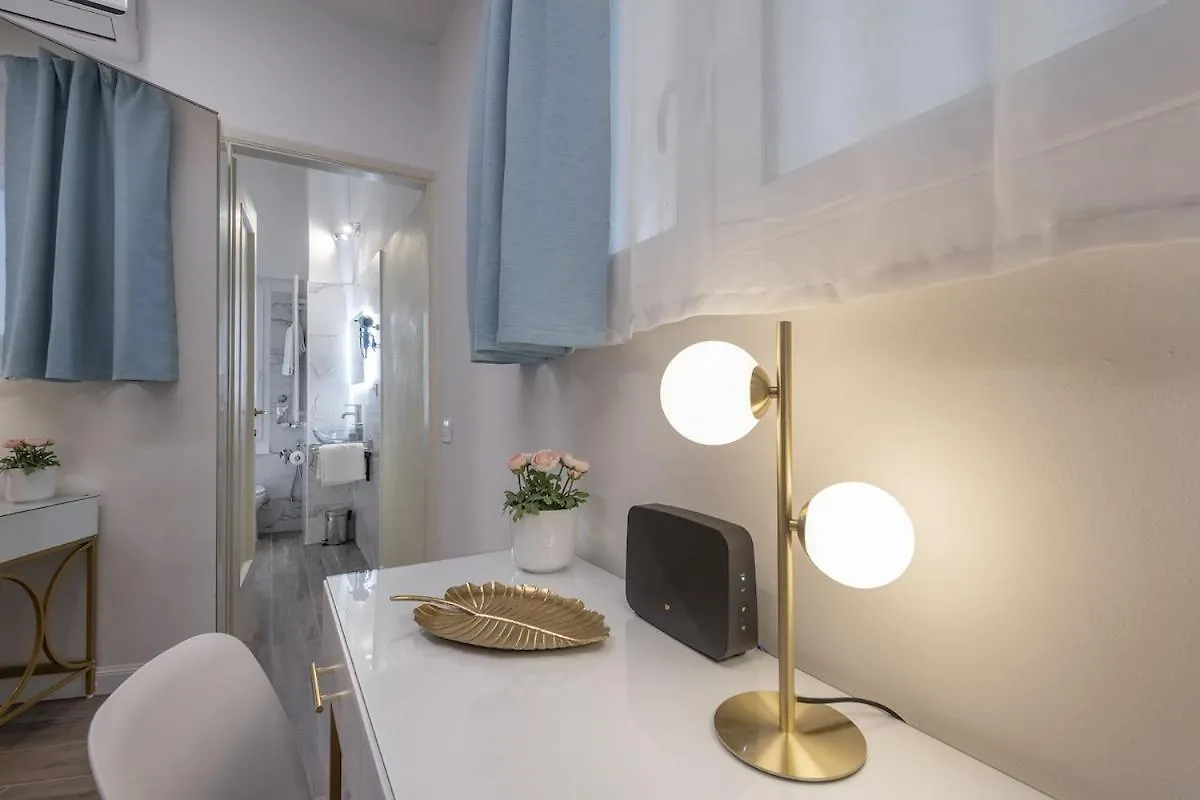 Laru - 8 Minutes From The Duomo Apartment Milan Italy