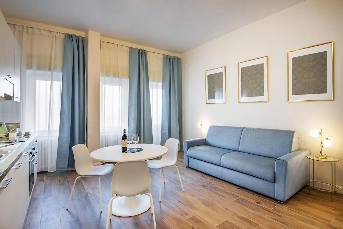 Laru - 8 Minutes From The Duomo Apartment Milan
